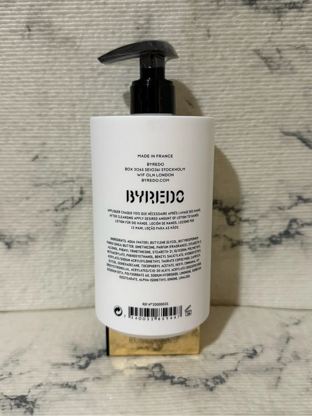 Byredo Suede Hand Lotion - Picture 3 of 5